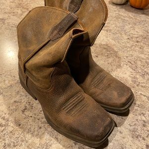 Ariat EUC 3.5 square toe cowboy boots